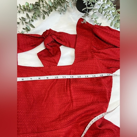 Band Of The Free JOSETTE RED PUFF SLEEVE MINI DRESS Size Medium - Picture 6 of 10
